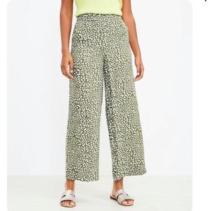 EUC LOFT Fluid Animal Print Wide Let Pants - Small